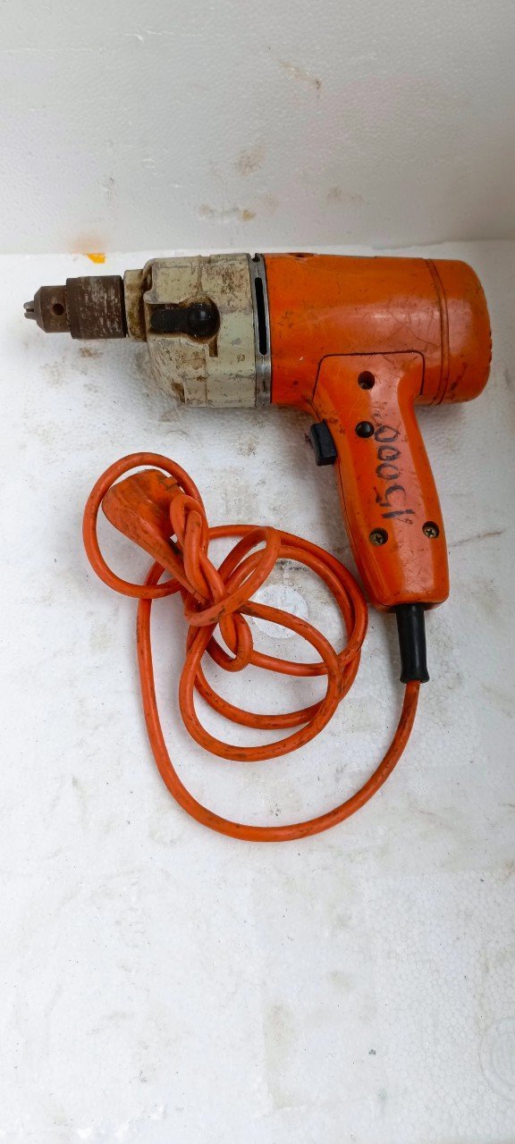 PERCEUSE BLACK DECKER 300W