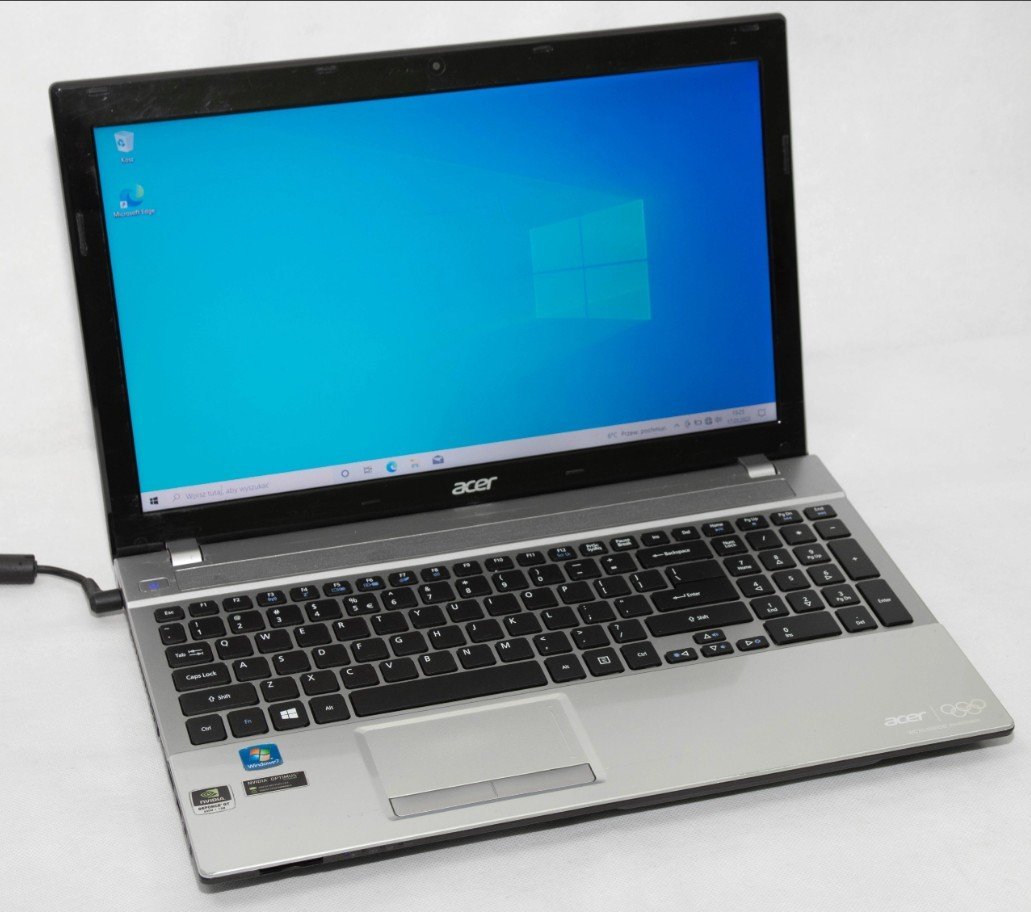 Acer Aspire V3-571G Intel Core i5-3210U @ 2,50GHz 4 go ram ddr3, 320 gb hdd, 15,6 pouce hd-led - NVIDIA GeForce 630M