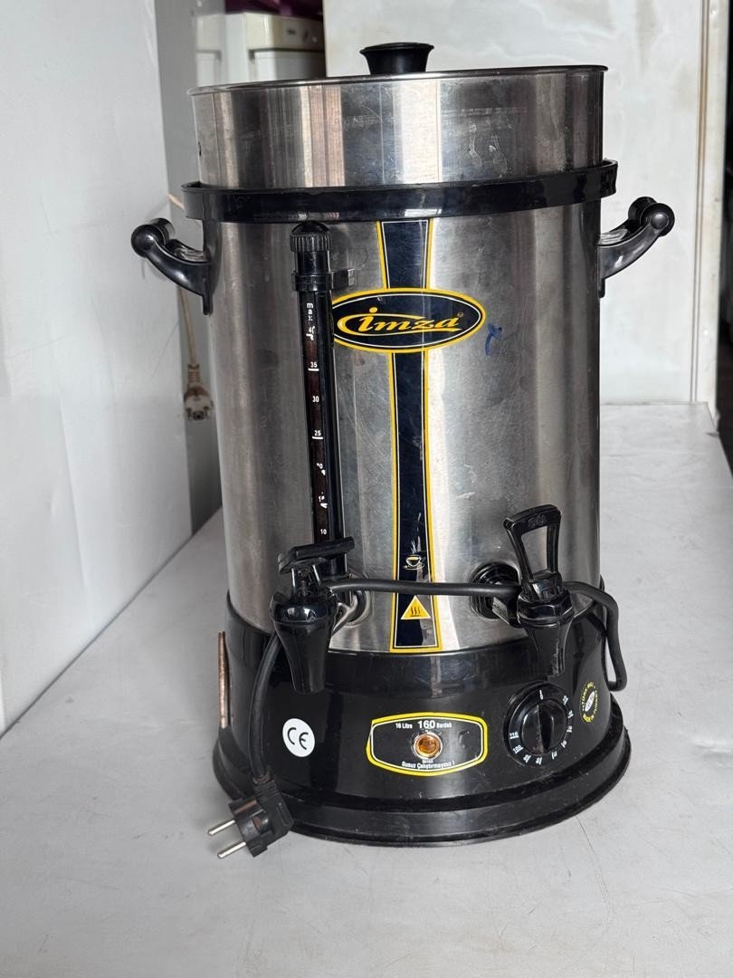 Image du produit Cafetière électrique grand format de 16 Litres