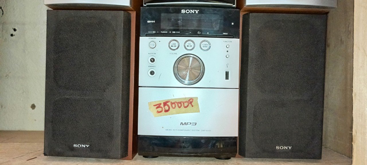 Radio Sony Micro Hi-Fi MP3 CD Cassette Player Modèle HCD-EH15