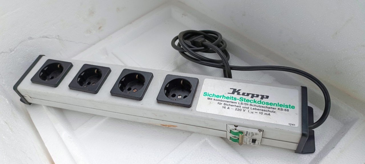 Rallonges avec protection contre incendie 3500W