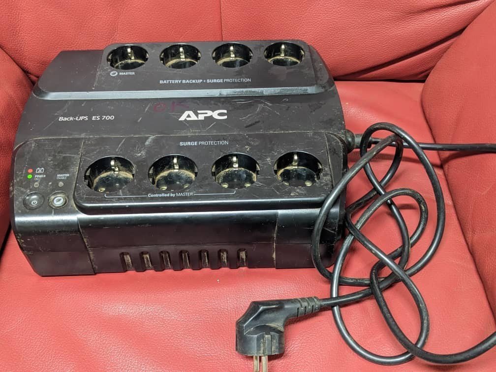 Onduleur APC Back-UPS ES 700VA