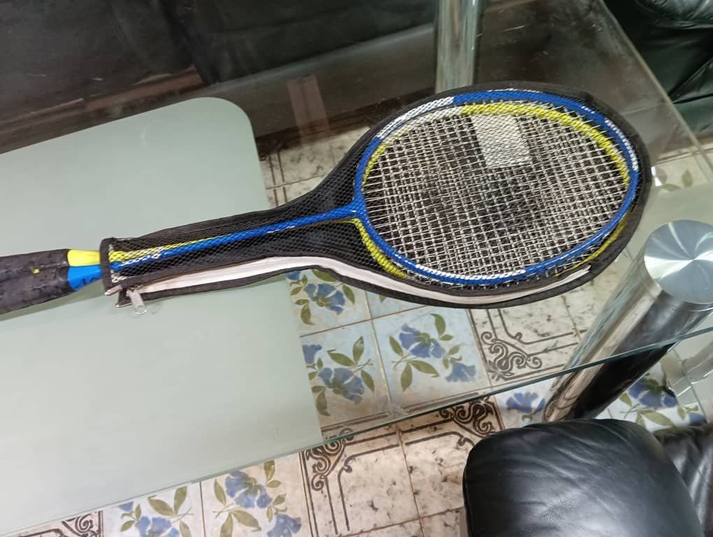 Raquette de badminton