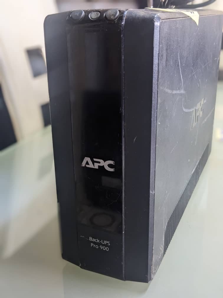 Onduleur back -ups pro 900