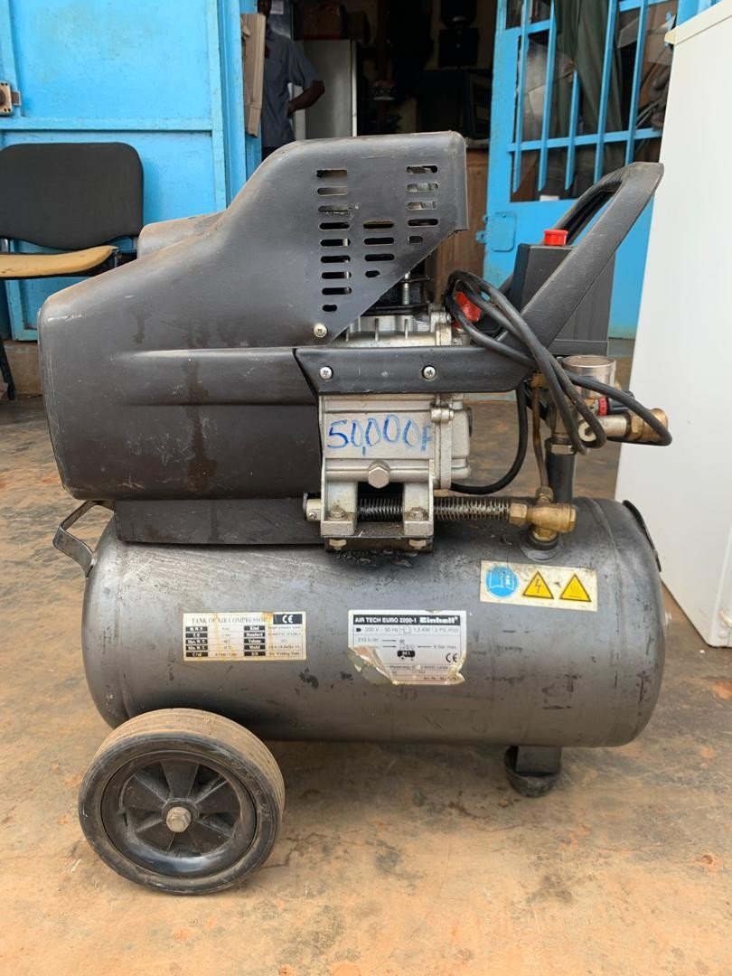  Compresseur AIR TECH Euro 2200-1