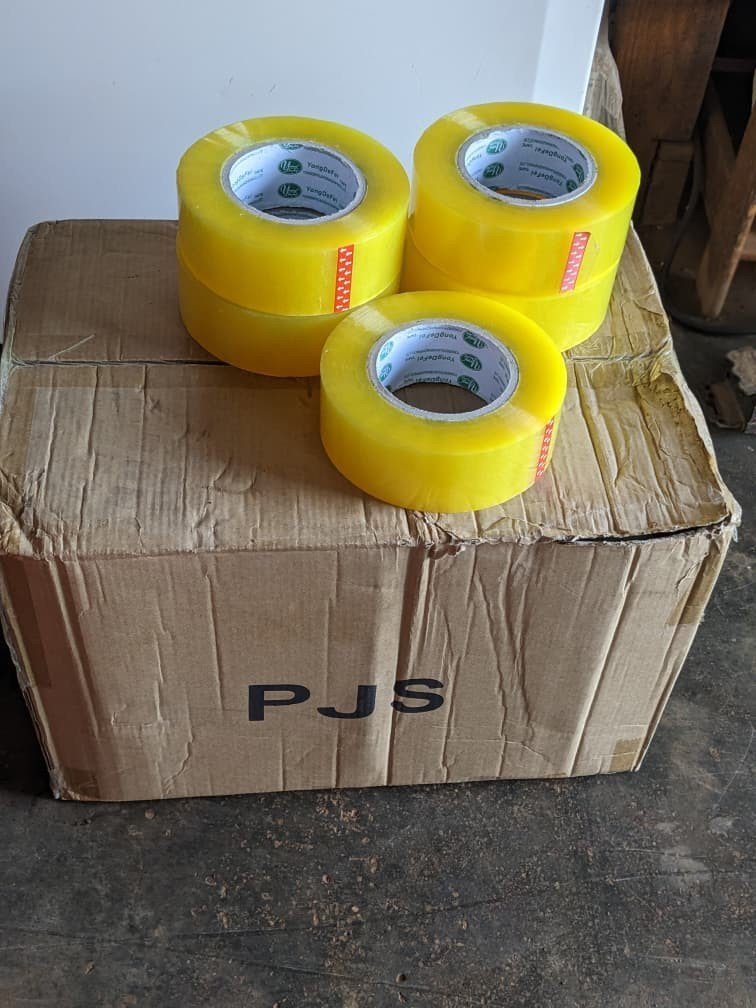 Image du produit Carton de 36 rouleaux de scotch adhésif 300 m