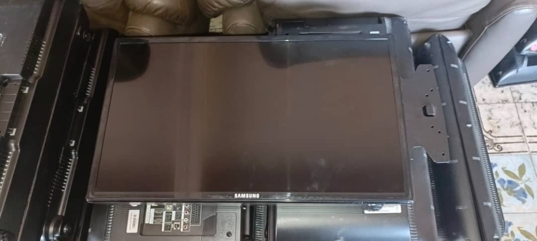 Téléviseur Samsung 26 pouces 6 mois garantie