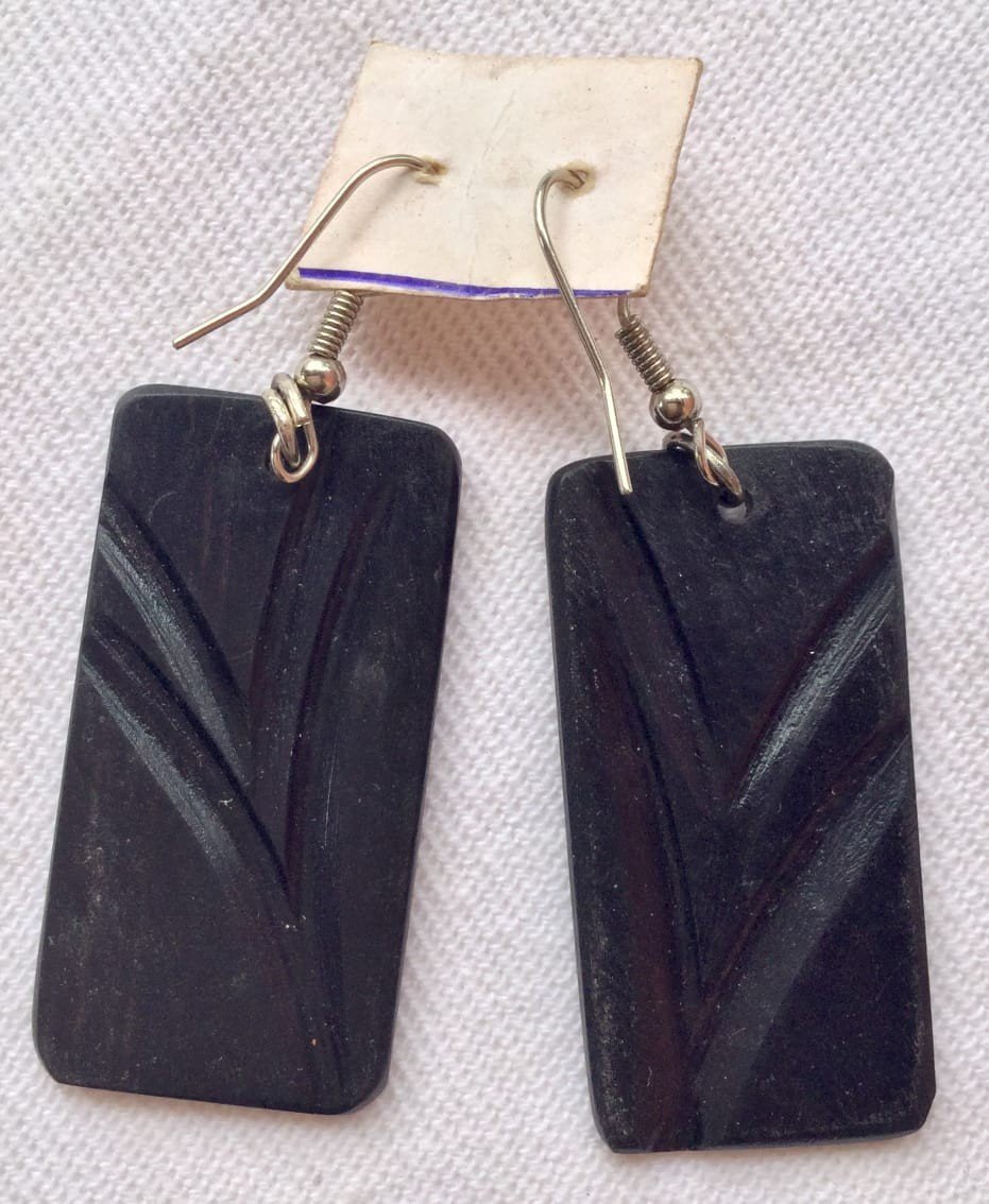 Boucles d’oreilles bois motifs V