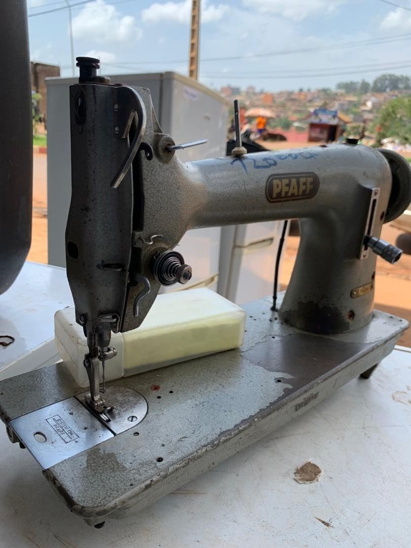  Machine industriel pfaff 134-6/2bs