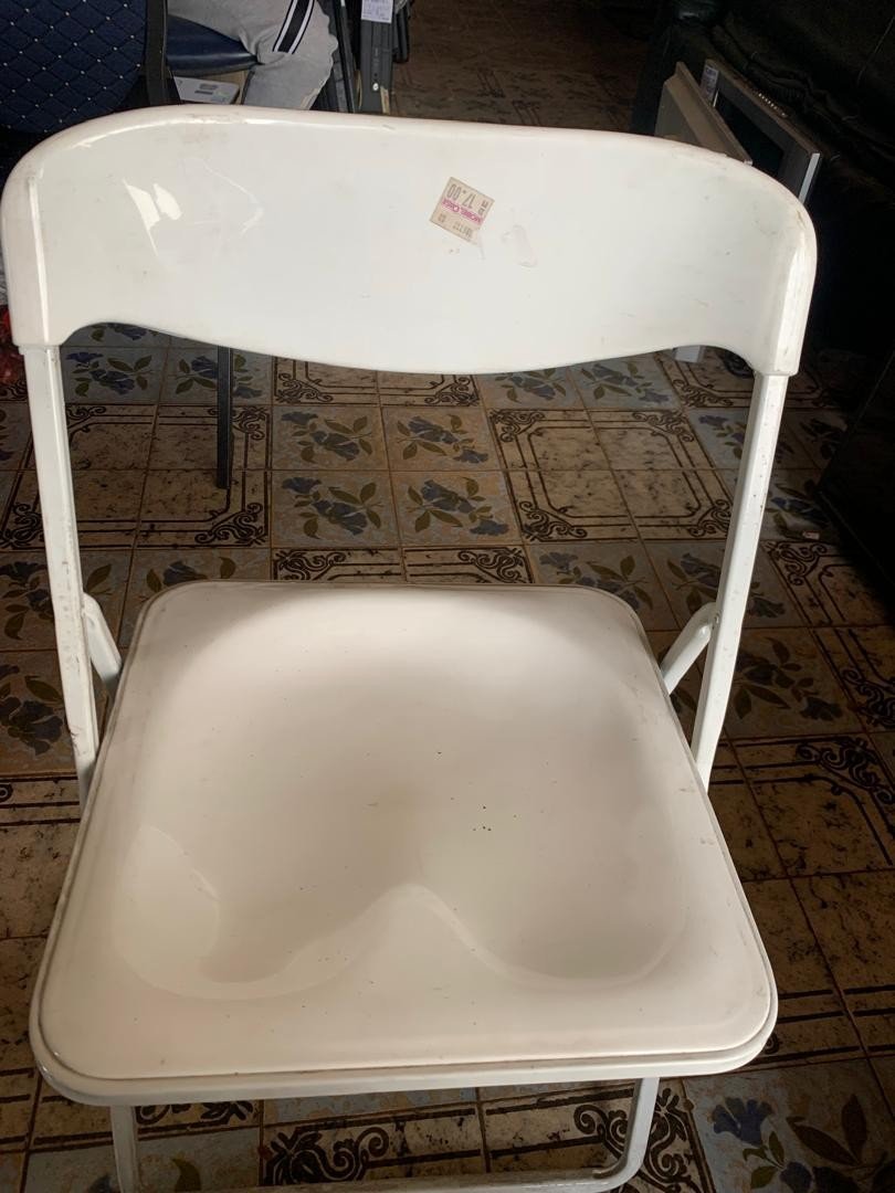 Chaises en plastique pliantes,  blanche de réception 