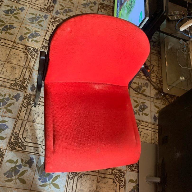 CHAISE DE RECEPTION ROUGE