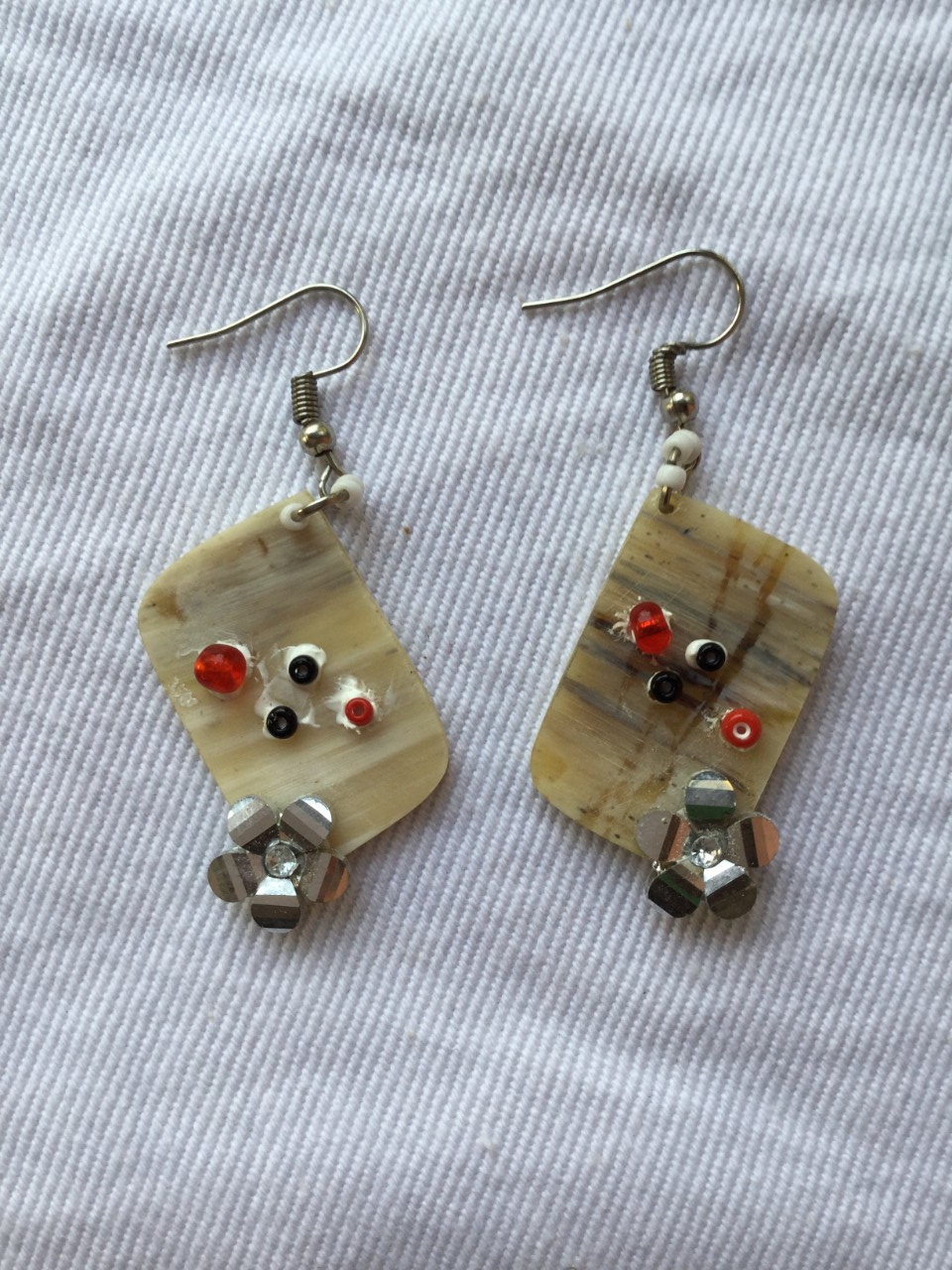 Image du produit Boucles d'oreilles cornes de bœuf rouge bleu